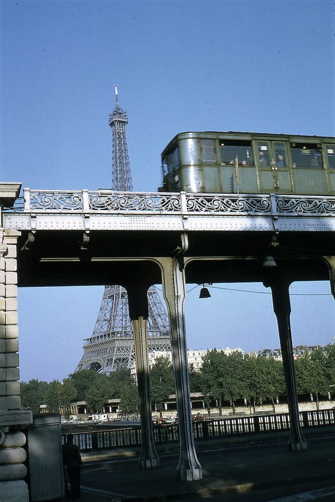 Métro Sprague et Tour Eiffel